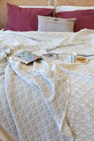 Detail of Natural 3-layer muslin cotton fabric with traditional pattern - handwoven Denizli