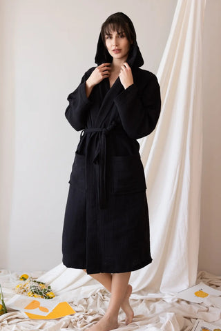 Black handwoven 4-layer muslin hooded Turkish cotton bathrobe front standing. Denizli, OEKO-TEX. Vivamaison.
