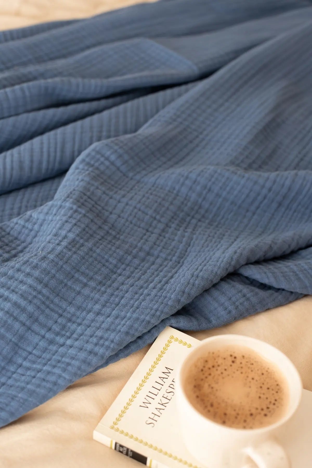 Indigo Blue handwoven 4-layer muslin Turkish cotton bedspread styled bedroom. Long-staple Denizli, OEKO-TEX. Vivamaison.