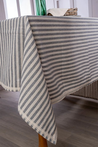 Black handwoven striped linen lace cotton tablecloth corner detail. Crocheted lace Denizli, OEKO-TEX. Vivamaison.