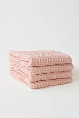 Pink handwoven Turkish cotton waffle weave towel hand towel folded detail. Denizli, OEKO-TEX. Vivamaison.