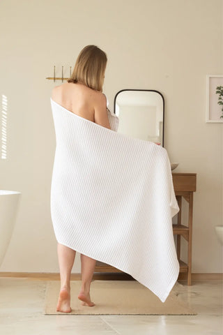 White handwoven Turkish cotton waffle weave towel lifestyle back view. Denizli, OEKO-TEX. Vivamaison.