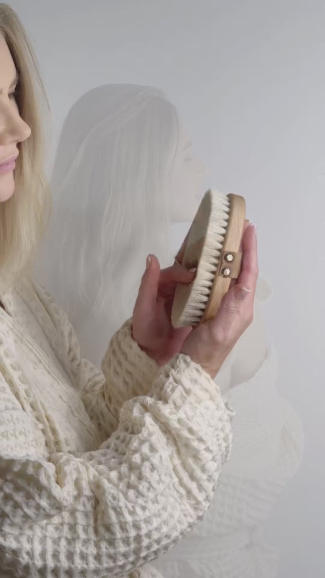 Natural bristle dry body brush in use – how to dry brush, VivaMaison